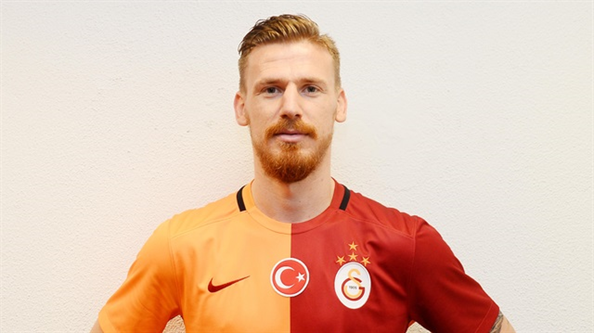Serdar Aziz\'in Burnunda Kırık Tespit Edildi