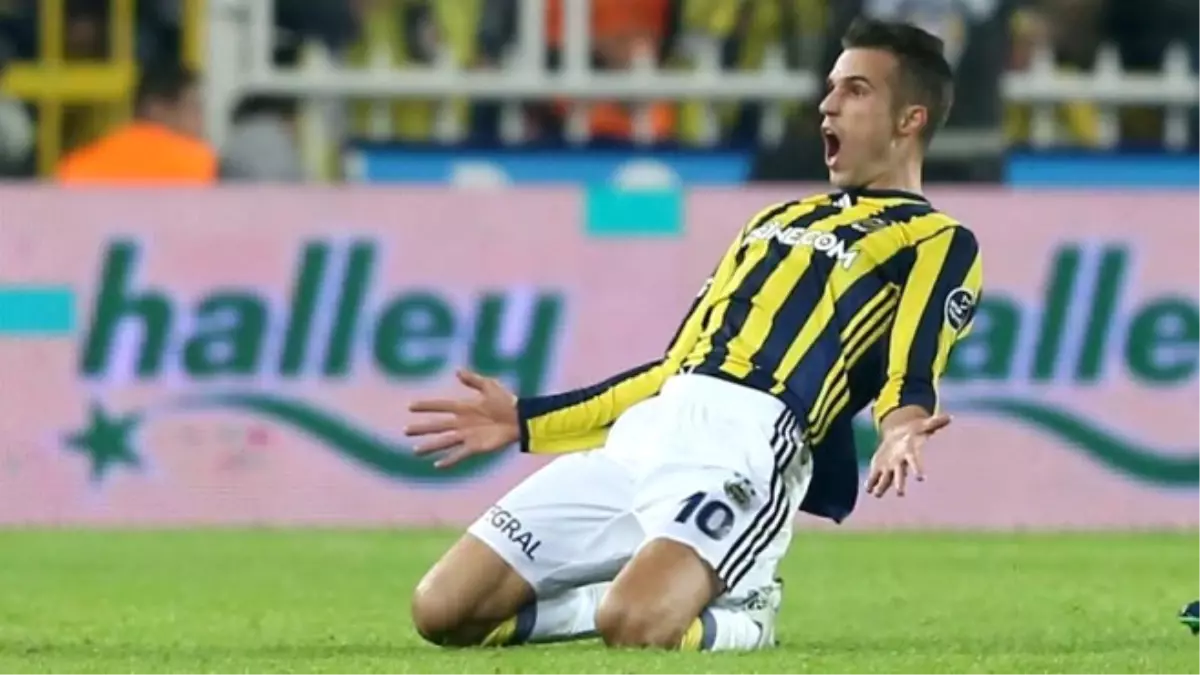 Van Persie\'nin Golleri 3 Puanın Habercisi