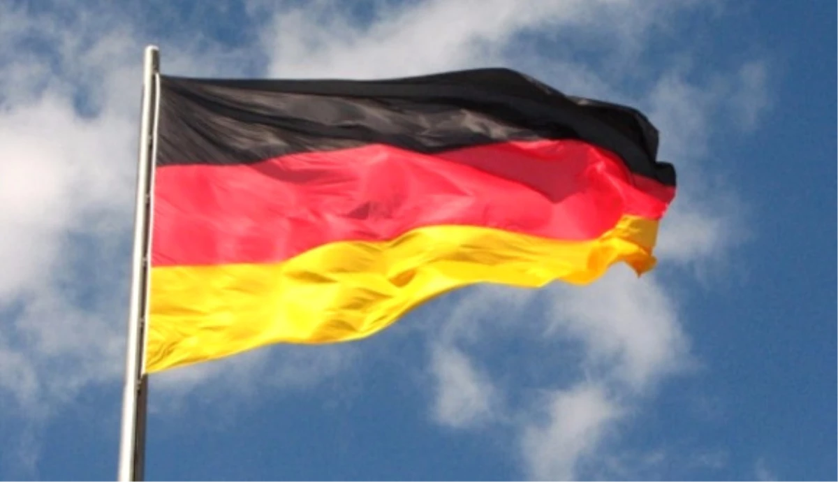 Almanya\'da "İmparatorluk Vatandaşları" Tehlikeli Örgüt Muamelesi Görecek