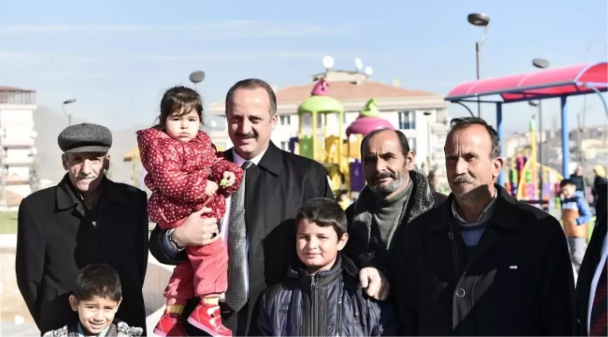 Başkan Akgül, 15 Temmuz Demokrasi Şehitleri Parkı\'nı Denetledi