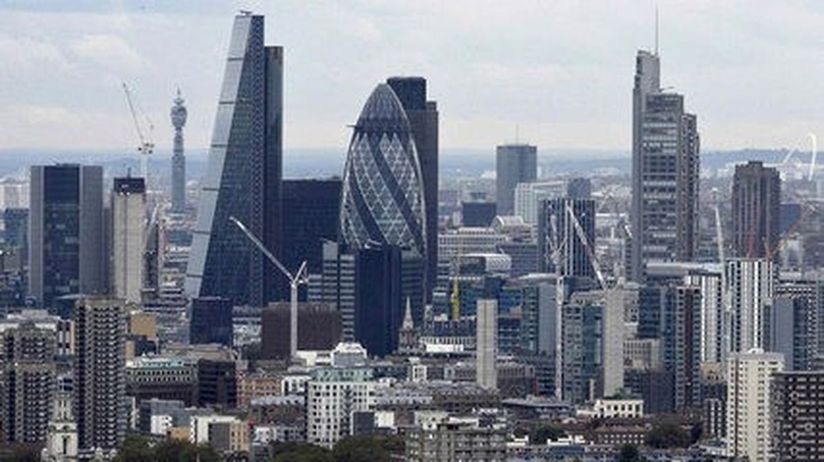 Brexit Gölgesinde İngiltere: Kamu Borcu Ekimde Yüzde 25 Azaldı