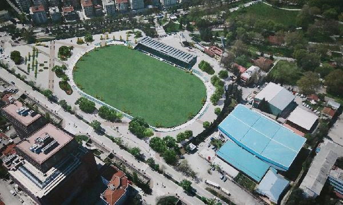 Bursa Atatürk Stadyumu Meydan Oluyor