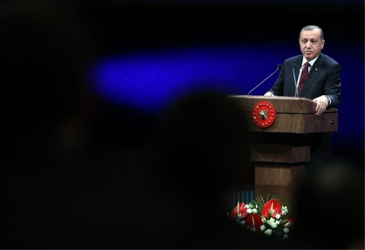 Cumhurbaşkanı Erdoğan: "Türkiye\'yi Lozan\'a Hapsetmeye Çalışıyorlar"