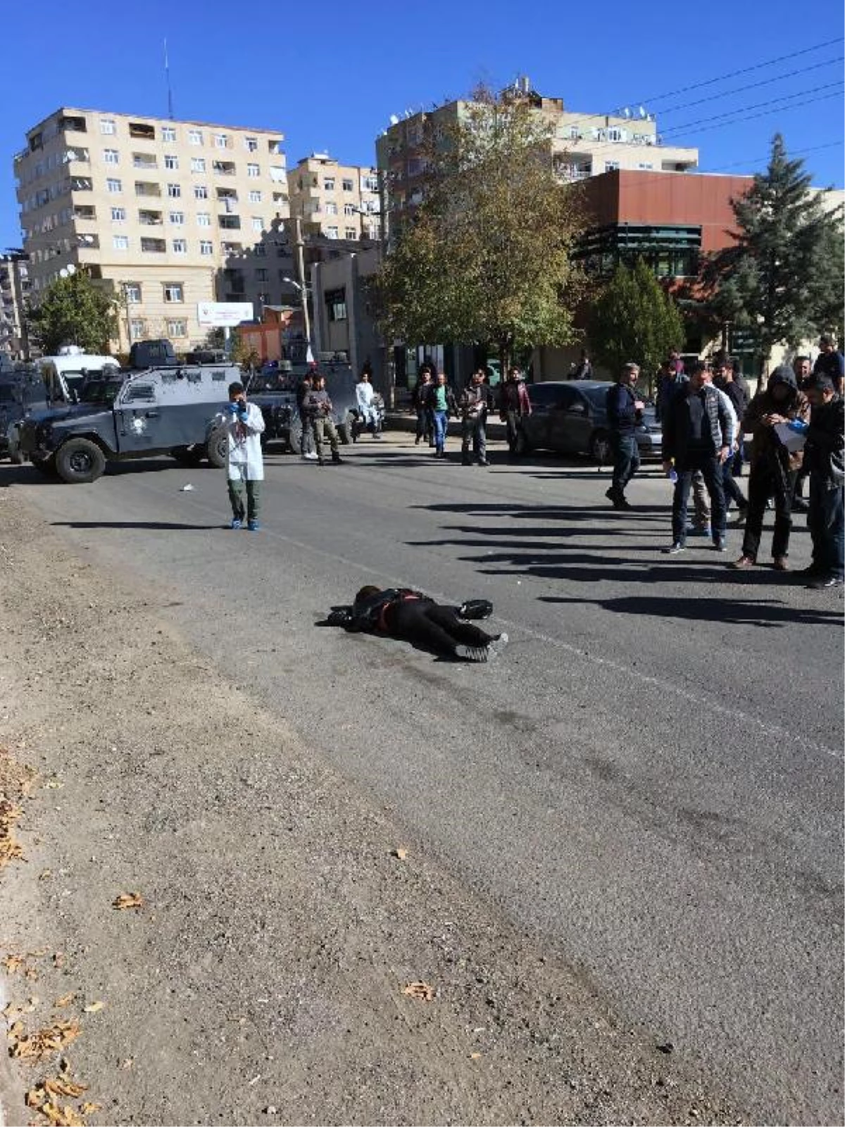 Diyarbakır\'da Çatışma! Suikast Hazırlığındaki Kadın Terörist Öldürüldü