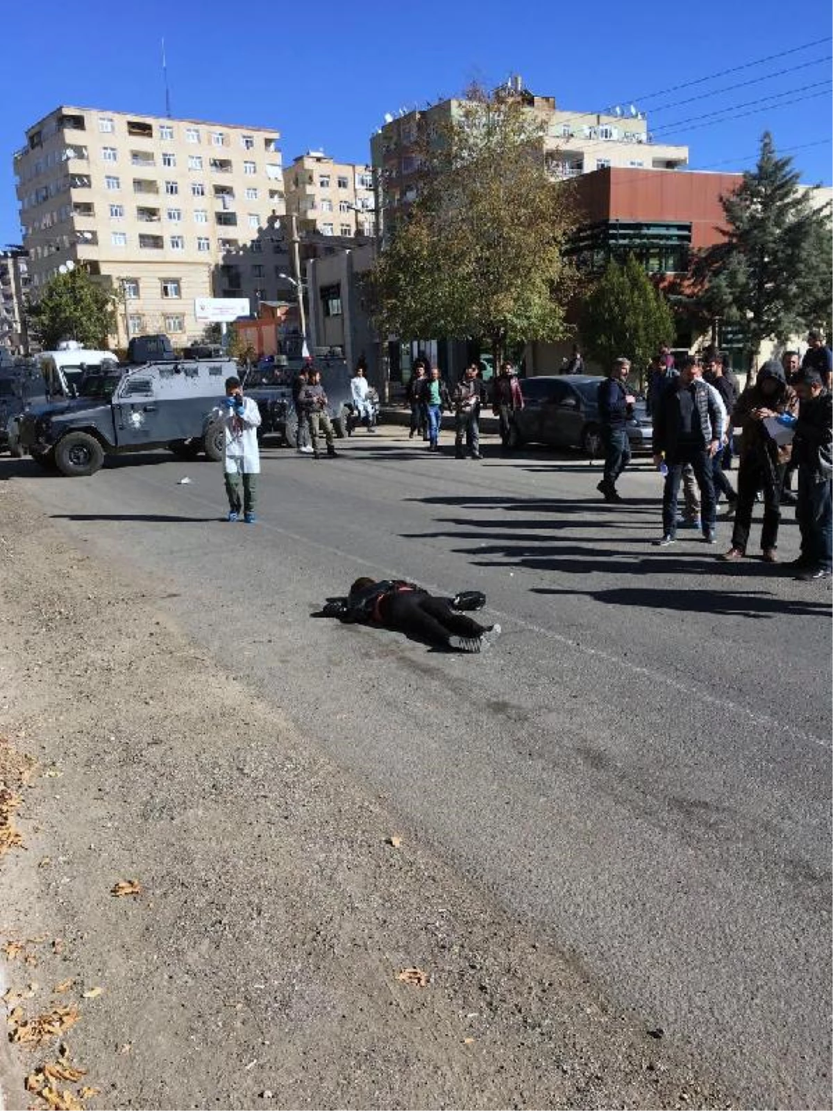 Diyarbakır\'da Suikast Hazırlığındaki Kadın PKK\'lı Ölü Ele Geçti