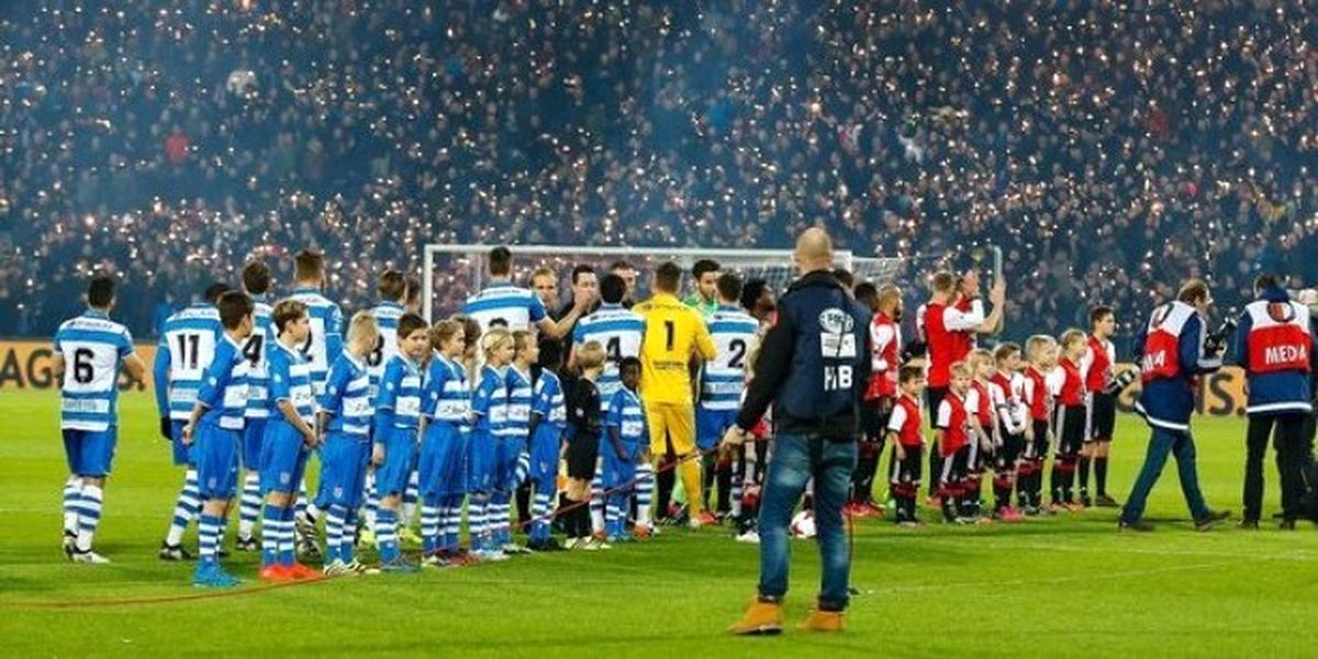 Feyenoord Taraftarından İnanılmaz Jest!