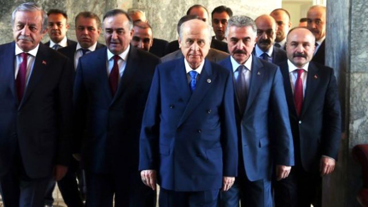 Hdp, CHP\'nin İçine Kaçmıştır"