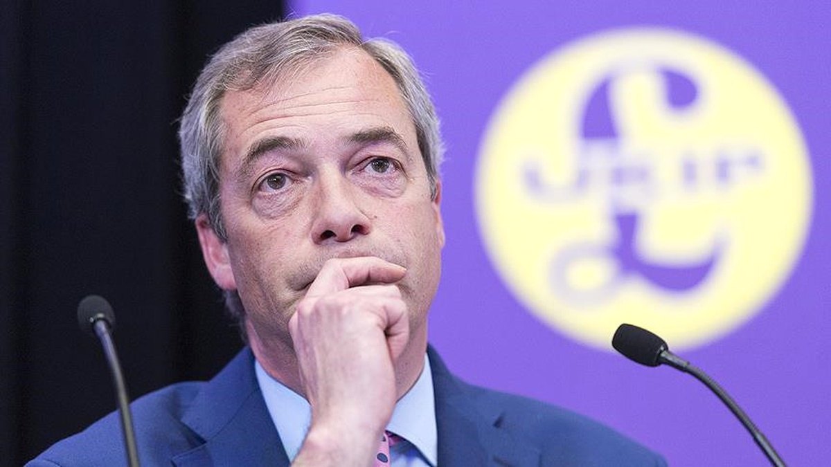 İngiliz Hükümeti, Trump\'ın Farage\'a Elçilik Önerisinden Rahatsız