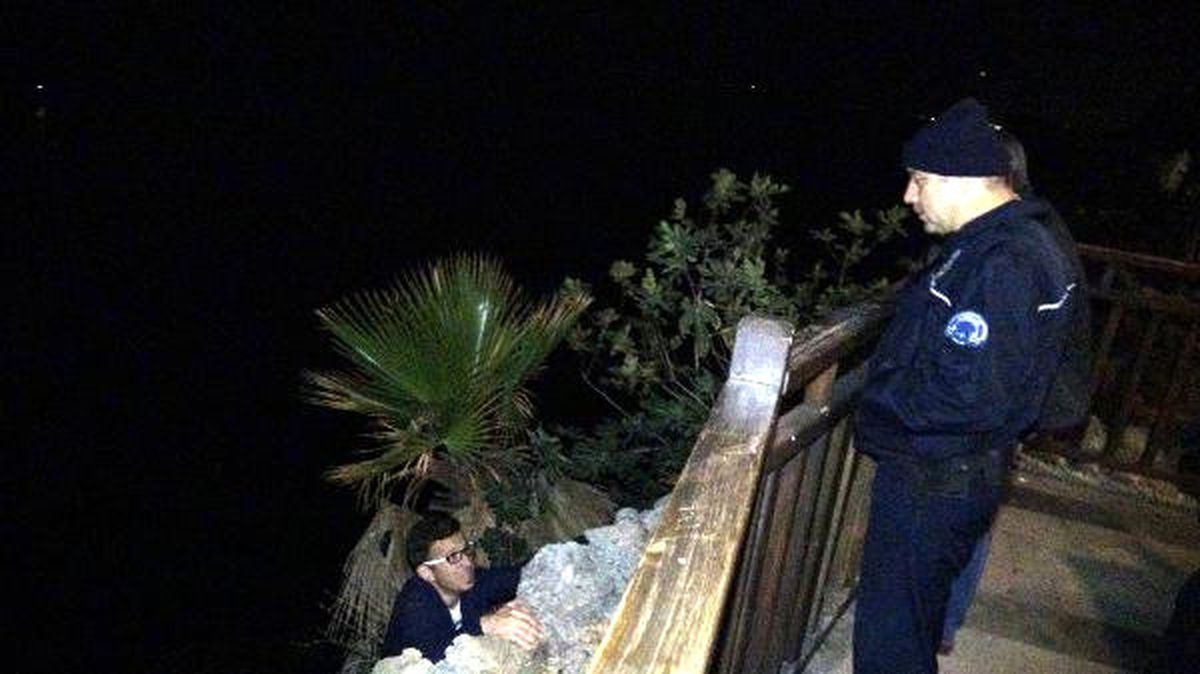 İşsiz Baba 'Kızıma Çikolata Alamıyorum' Diyerek İntihara Kalkıştı