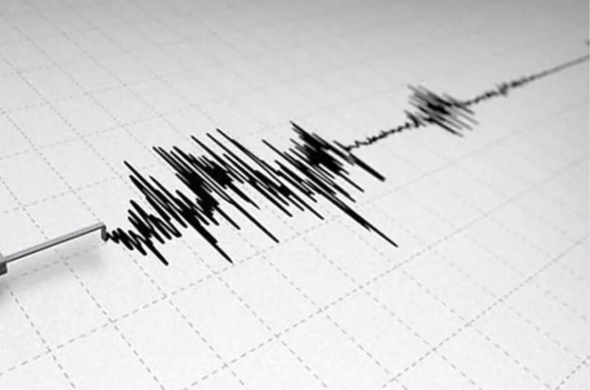 Japonya\'da 7,3 Büyüklüğünde Deprem (Ek)