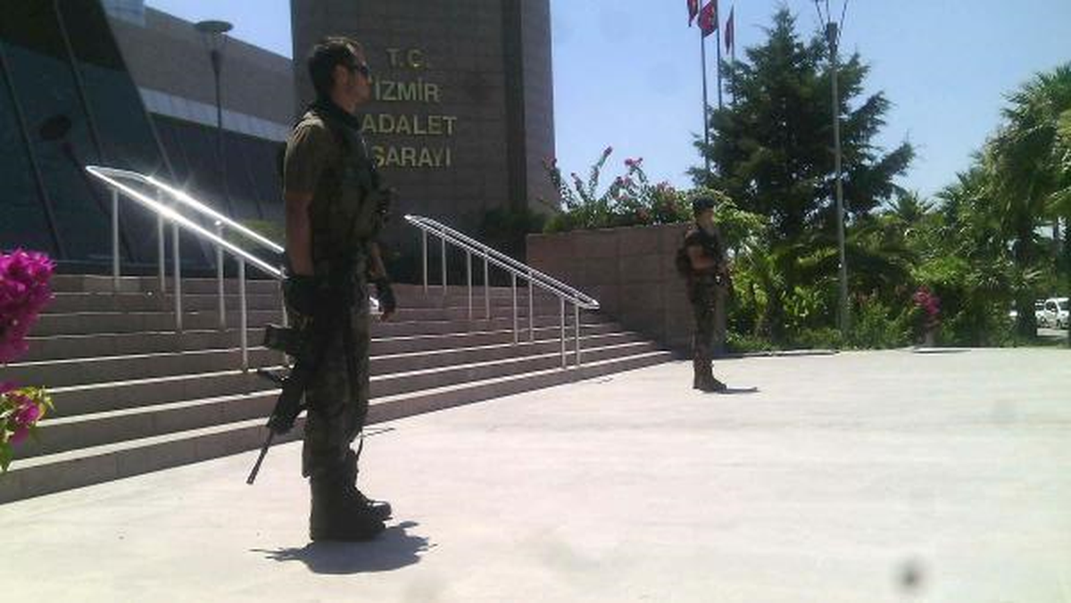 Kumpas Soruşturmasında 35 Kişi Adliyeye Sevk Edildi