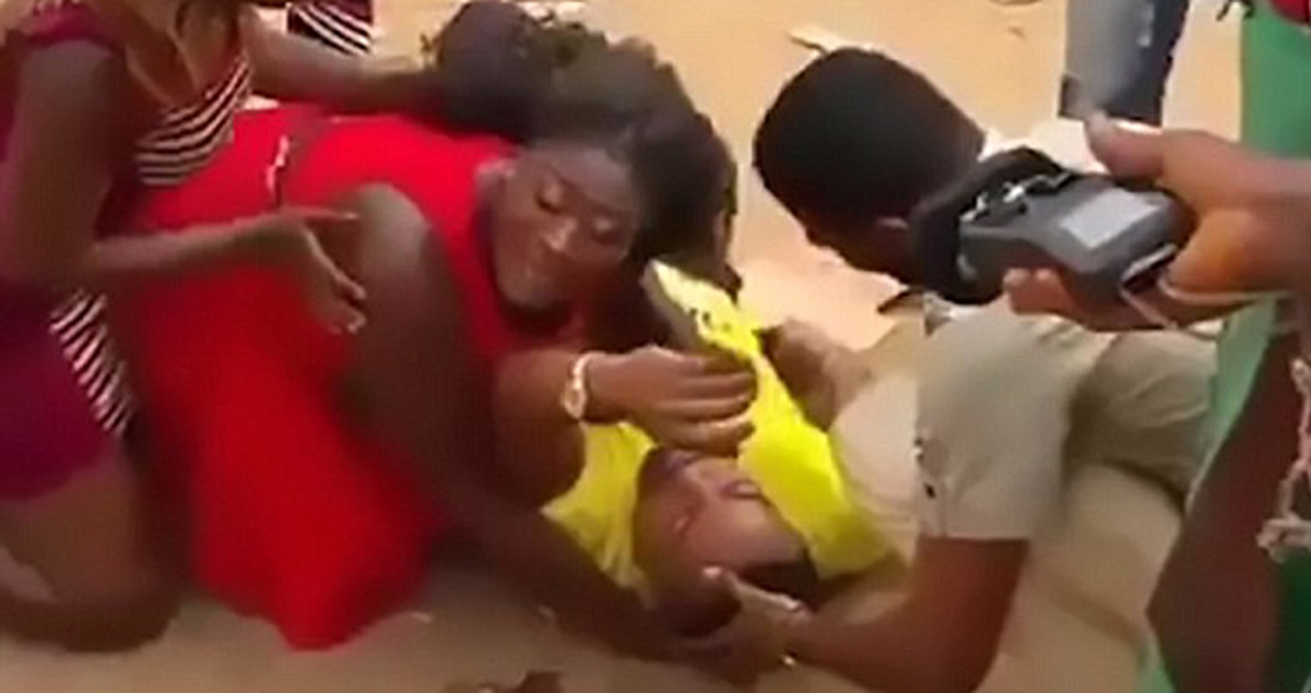 Adam, Önce Ölü Taklidi Yaptı, Sonra Teklifi Patlattı