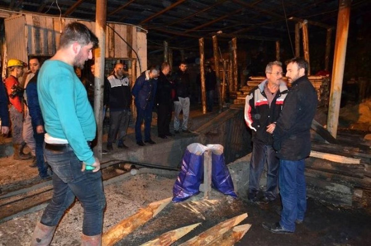 Maden Ocağında Mahsur Kalan İşçiyi Kurtarma Çalışmaları Sürüyor