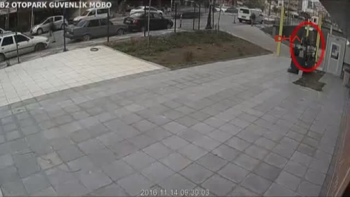 Maltepe\'de Işyerinde Patlayan Bomba Şüphelisnin Yeni Görüntüleri Ortaya Çıktı