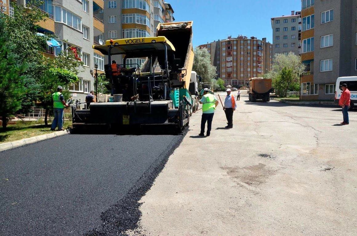 Palandöken Belediyesinden Asfalt Çalışmaları