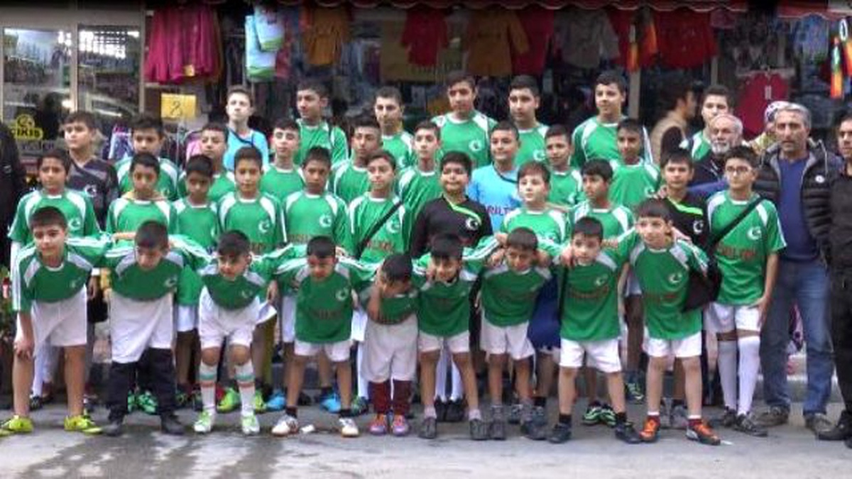 Roman Çocukları İçin Spor Kulübü Kurdu