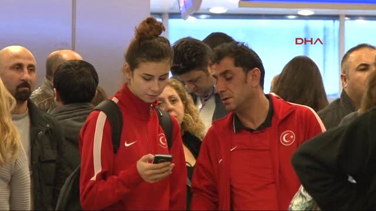 Şampiyon Taekwondocular Yurda Döndü