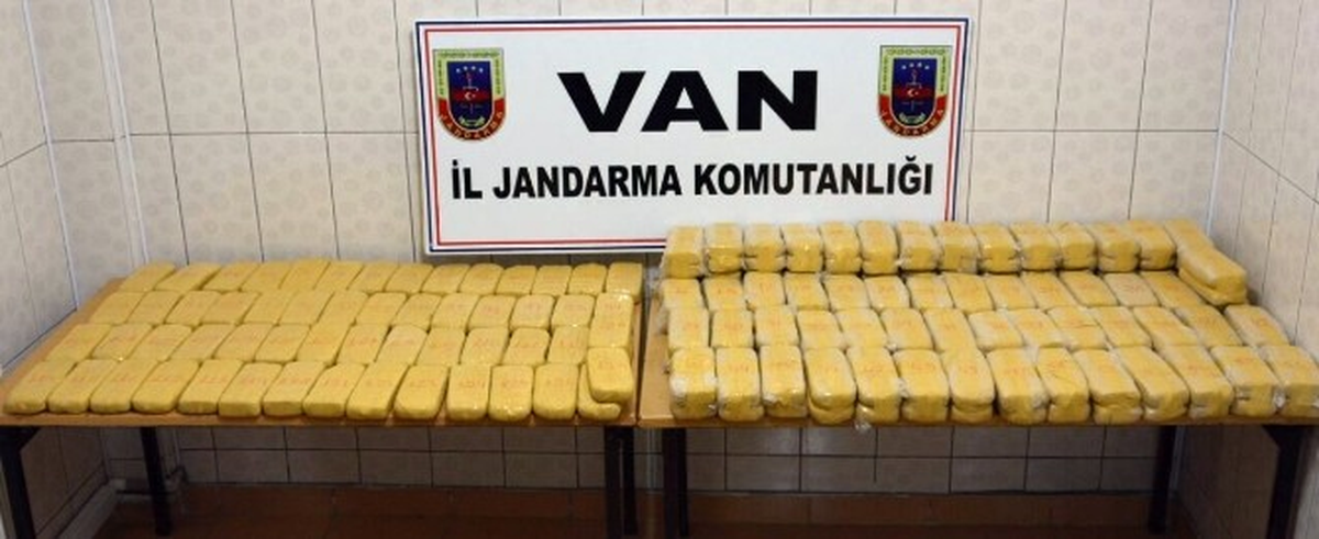 Van\'da 8 Milyarlık Uyuşturucu Ele Geçirildi