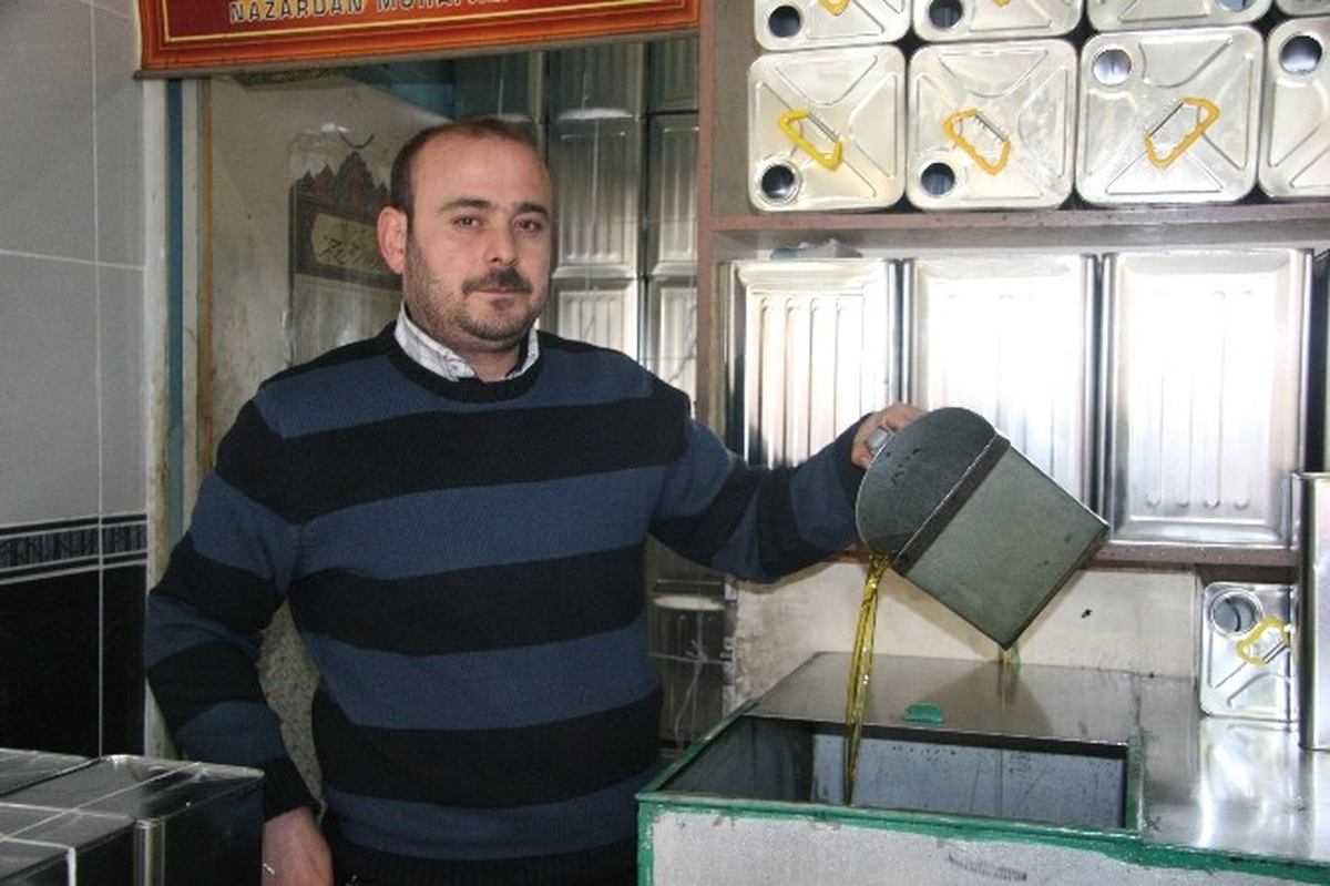 Yeni Mahsul Zeytinyağının Kilosu 13 TL\'den Satılıyor