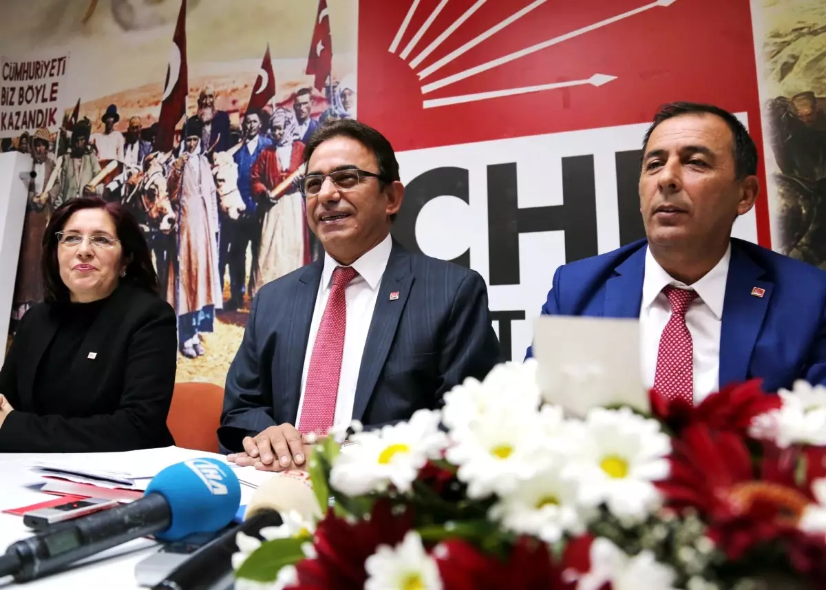 Antalya Budak Antalya\'da 70 Bin Kişi Istihdam Edilemedi