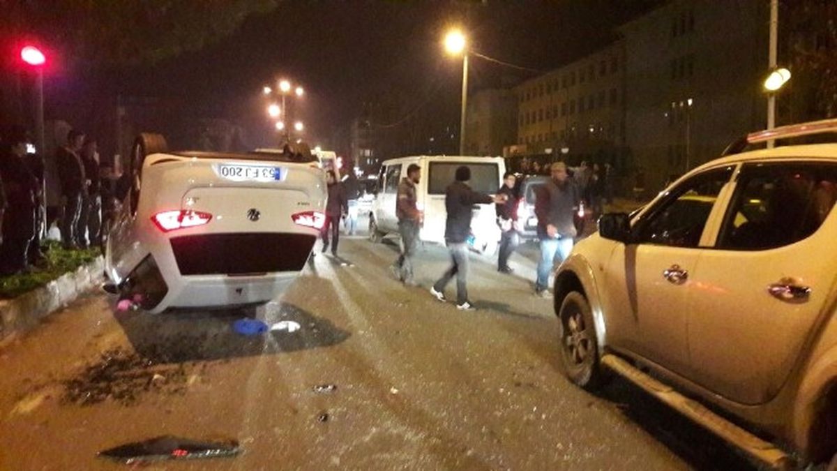 Ardeşen\'de Trafik Kazası: 4 Yaralı