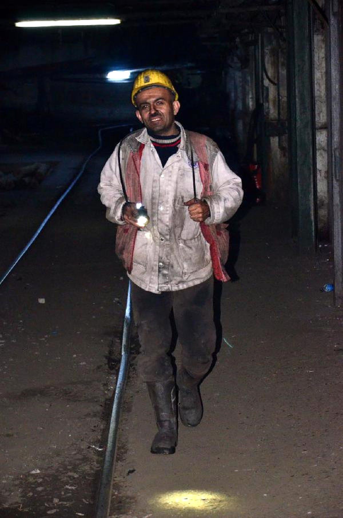 Atanamayan Biyoloji Öğretmeni 11 Yıldır Maden Ocağında Çalışıyor