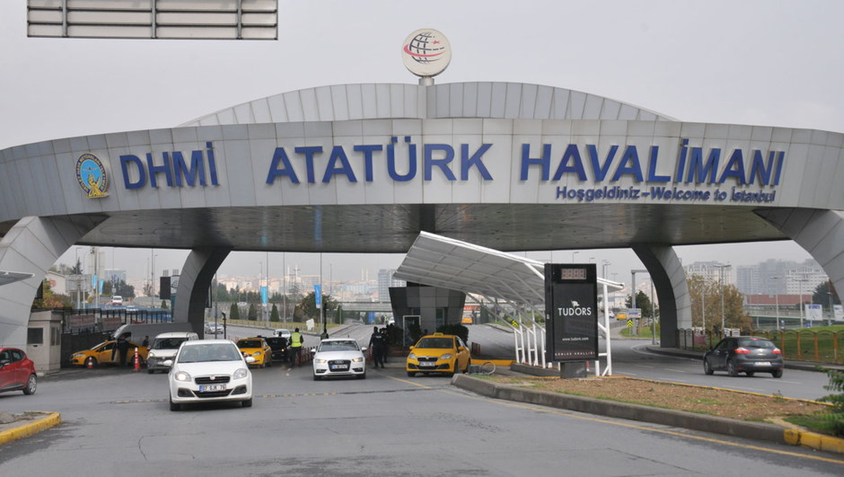 Atatürk Havalimanı\'nda Uyuşturucu Operasyonu