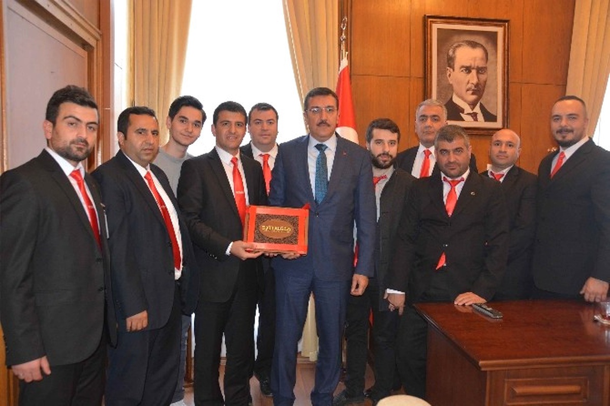 Bakan Tüfenkci\'den Malatyalılar Gününe Destek