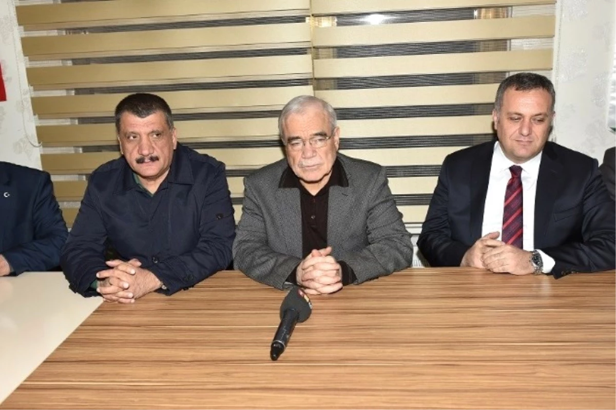 Battalgazi Belediye Başkanı Gürkan, Baskillilerle Bir Araya Geldi