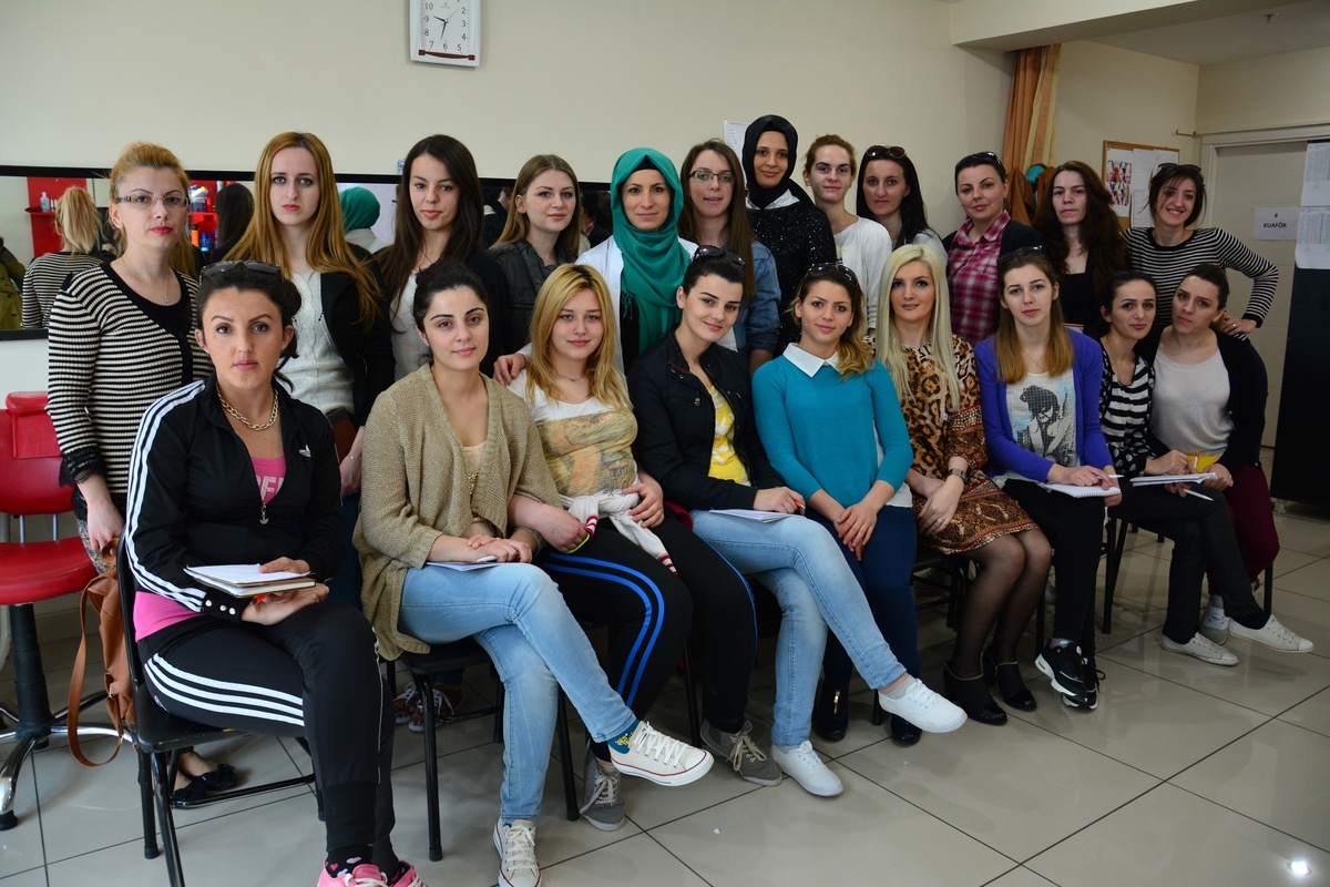 Bursa\'dan Kosovalı Kadınlara Kurs Desteği