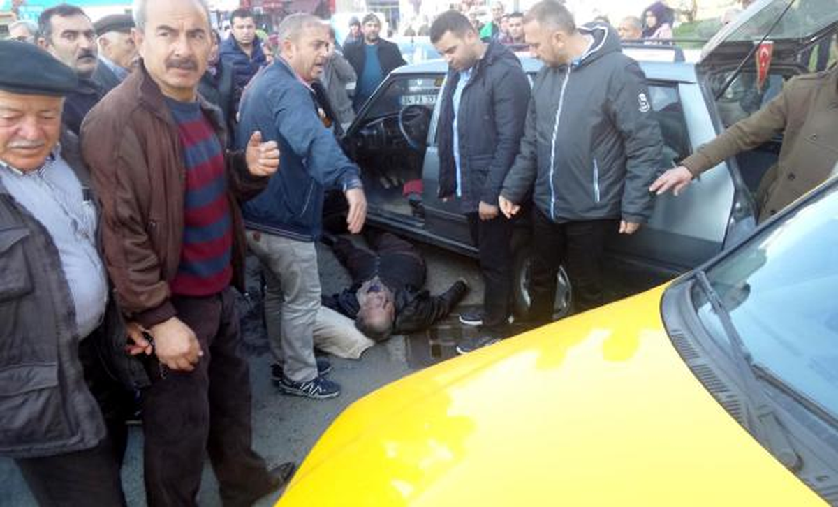 Direksiyon Başında Kalp Krizi Geçiren Sürücü Tedaviye Alındı