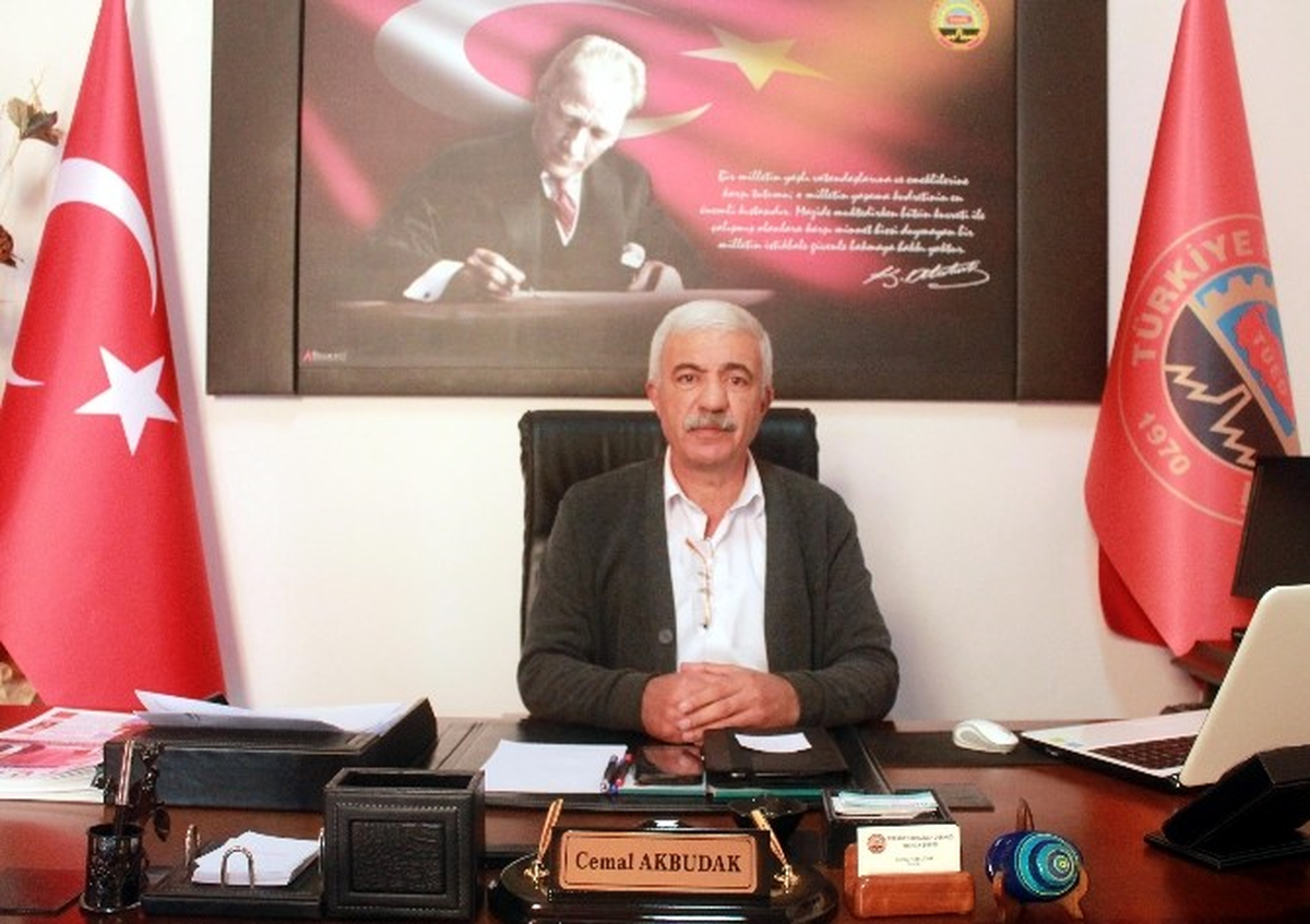 Emekliler \'Promosyonla\' İlgili Yılbaşından Önce Sevinçli Haber Bekliyor