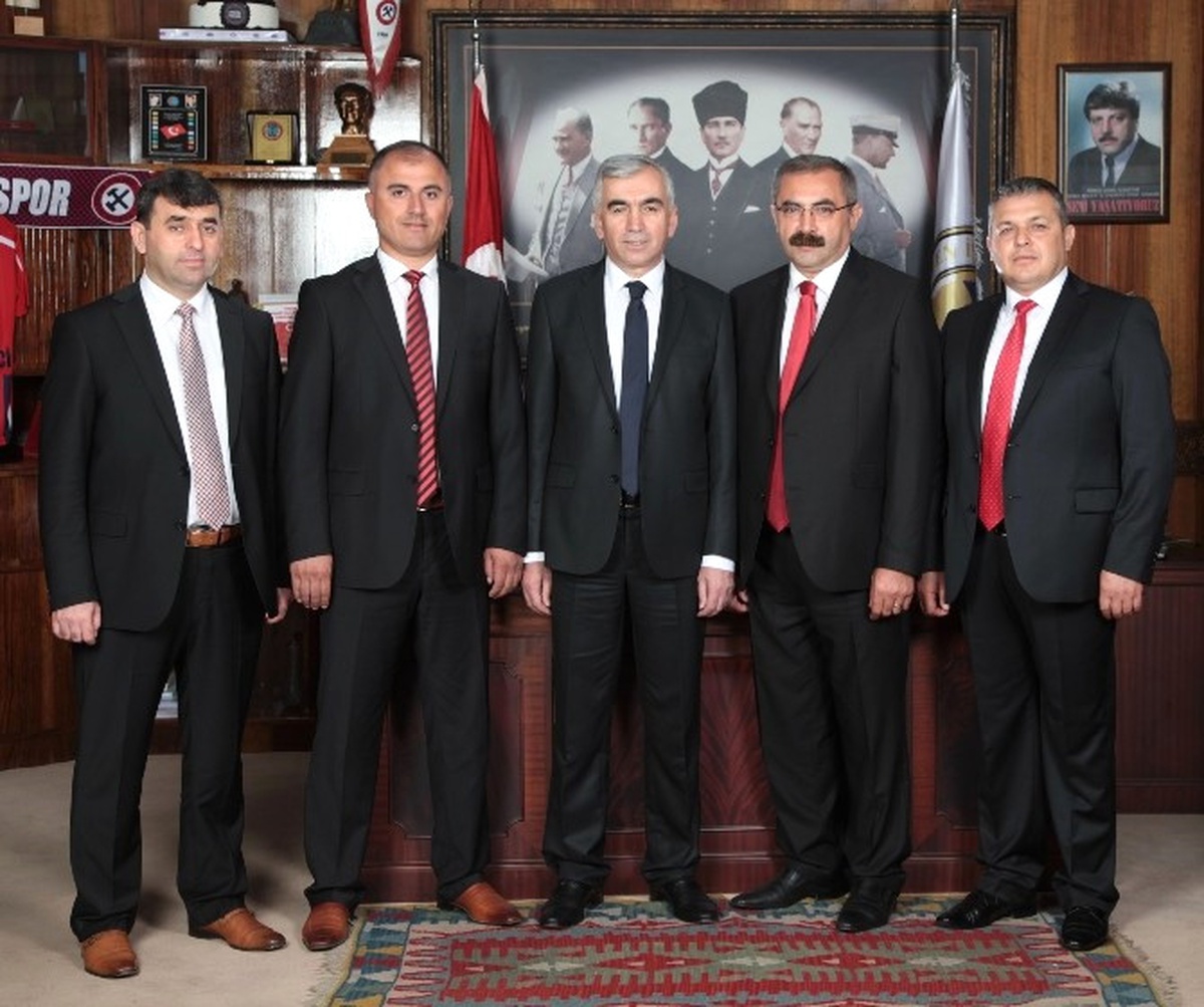 Gmis Yönetim Kurulu Öğretmenler Günü Kutladı