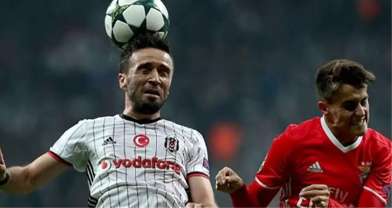 Gökhan Gönül, Beşiktaş Formasıyla İlk Kez Şampiyonlar Ligi\'nde Oynadı