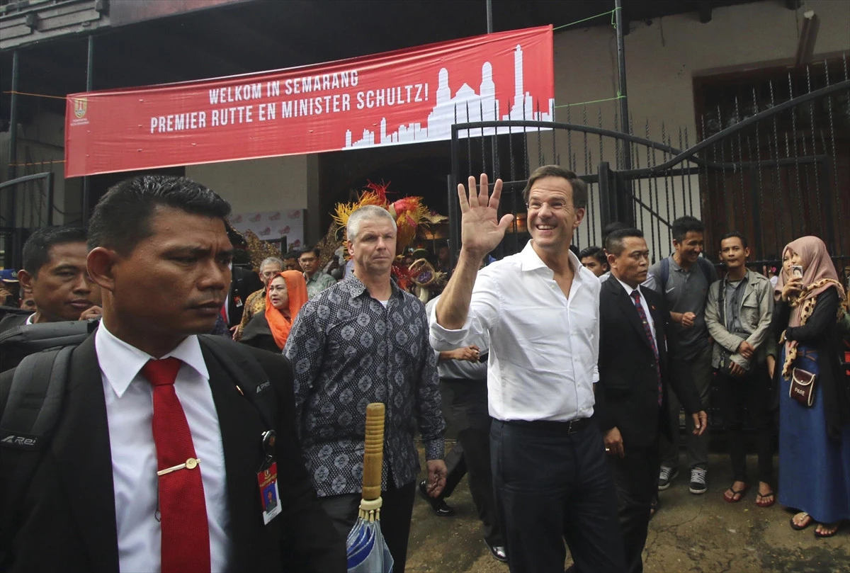 Hollanda Başbakanı Rutte Endonezya\'da