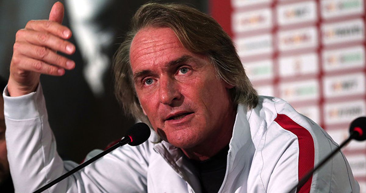 Jan Olde Riekerink: Yalan Haberlerle Oyuncularıma Saldırmayın