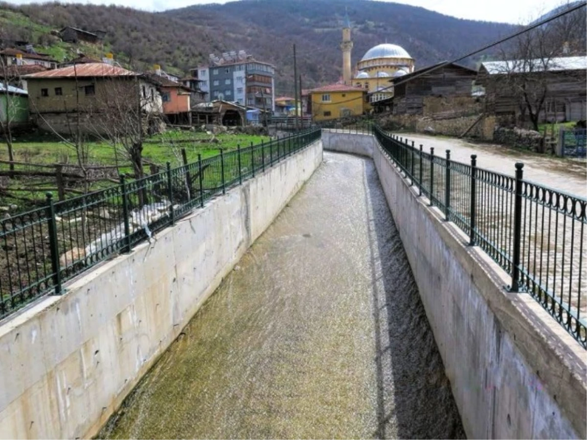 Karadeniz\'de 25 Taşkın Koruma Tesisinin Sözleşmesi İmzaladı