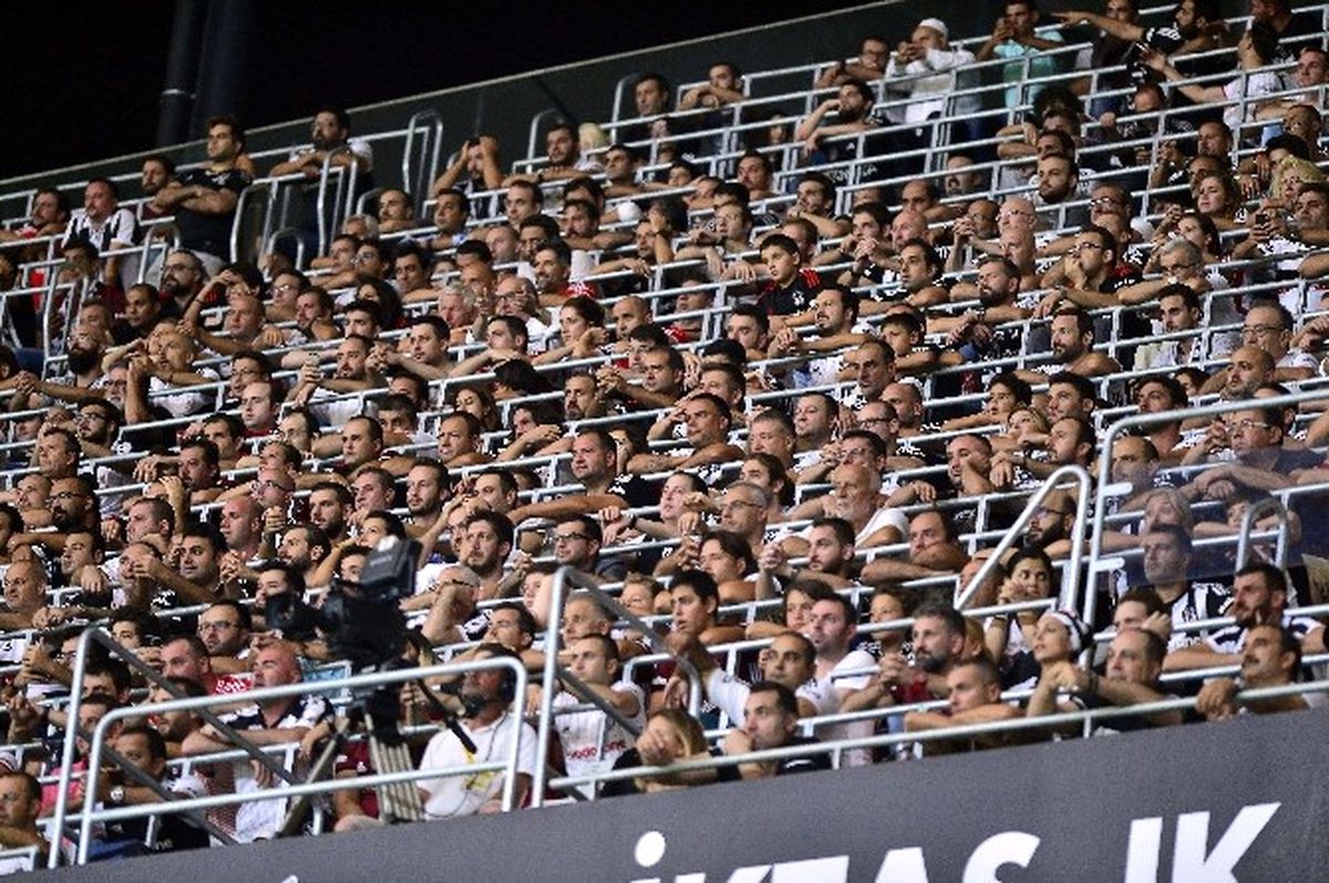 Ses Rekoru Sahibi Beşiktaş Taraftarı Bu Kez Sessiz Kalacak
