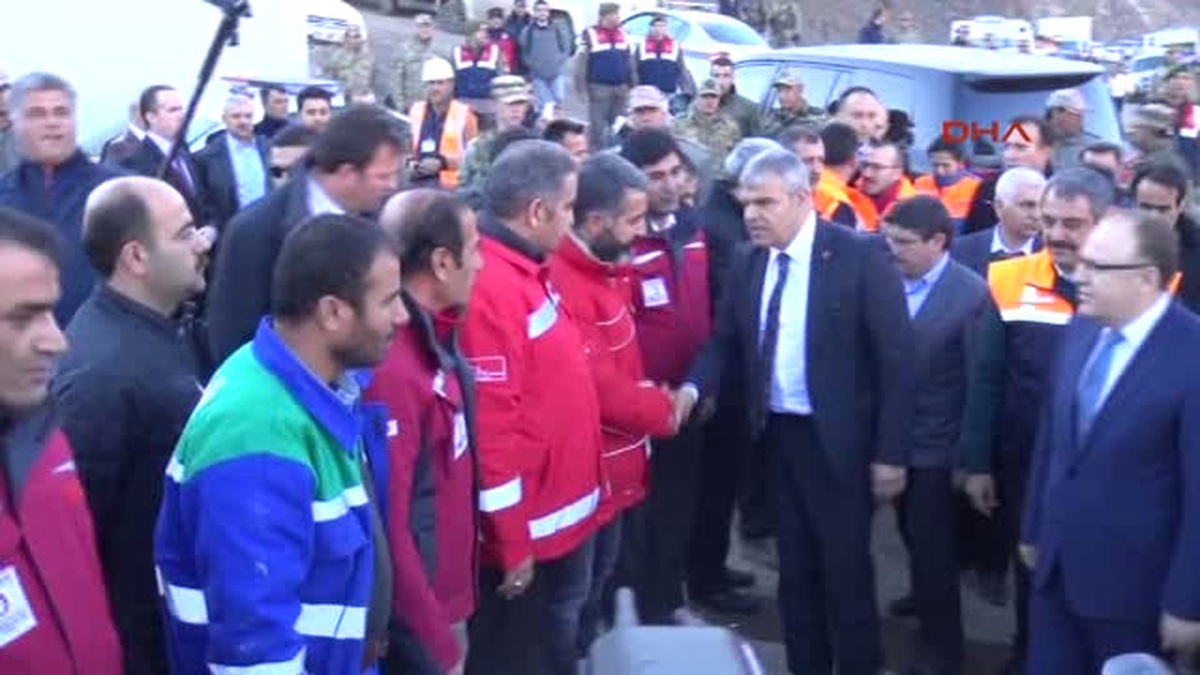 Siirt Başbakan Yardımcısı Kaynak, Göçük Alanında Inceleme Yaptı
