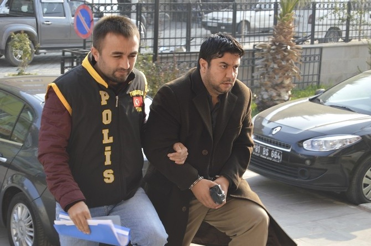 Turgutlu\'da Fetö Soruşturmasında 3 Tutuklanma
