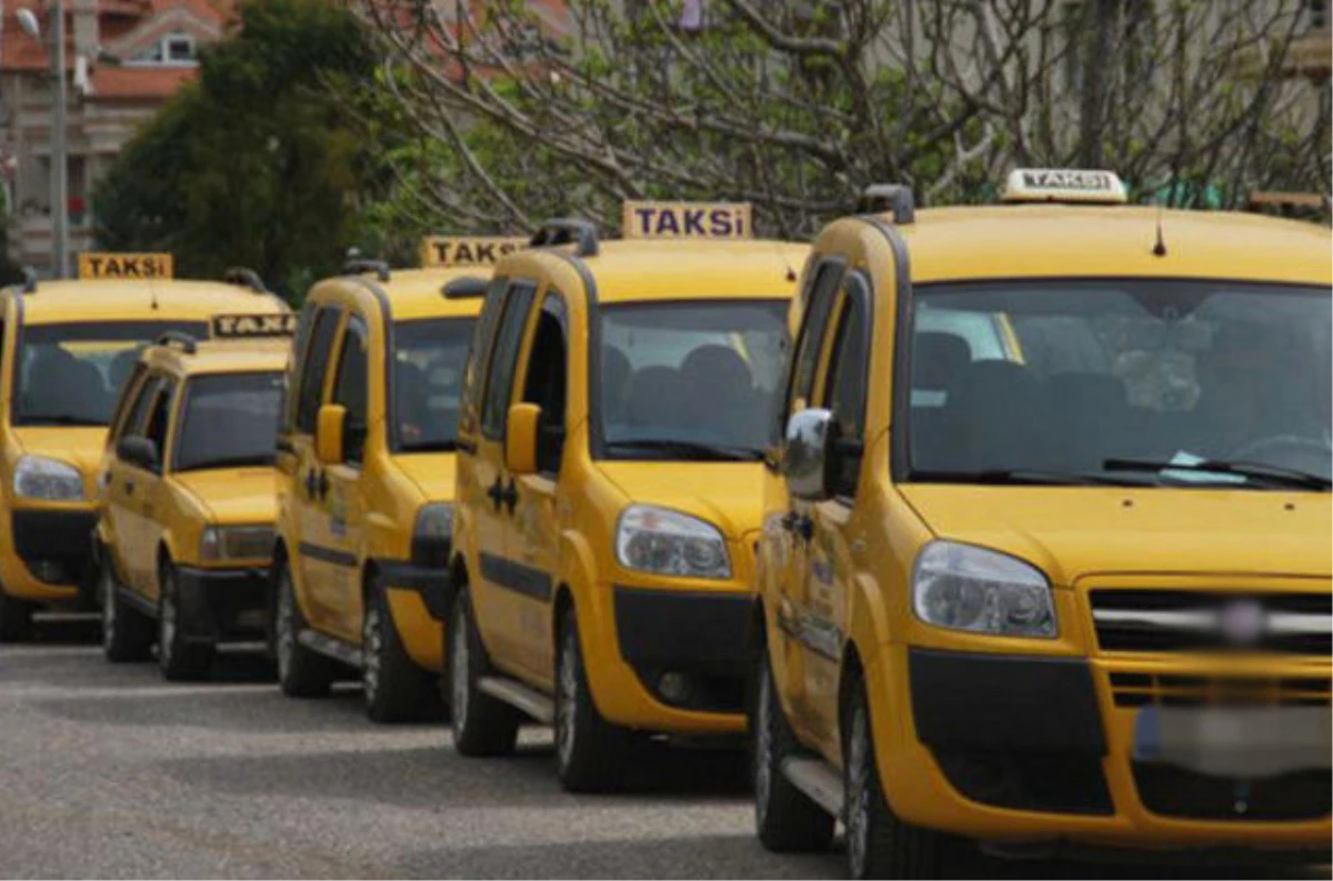 Ukome\'den "Taksi Şoförleri" İçin Düzenleme