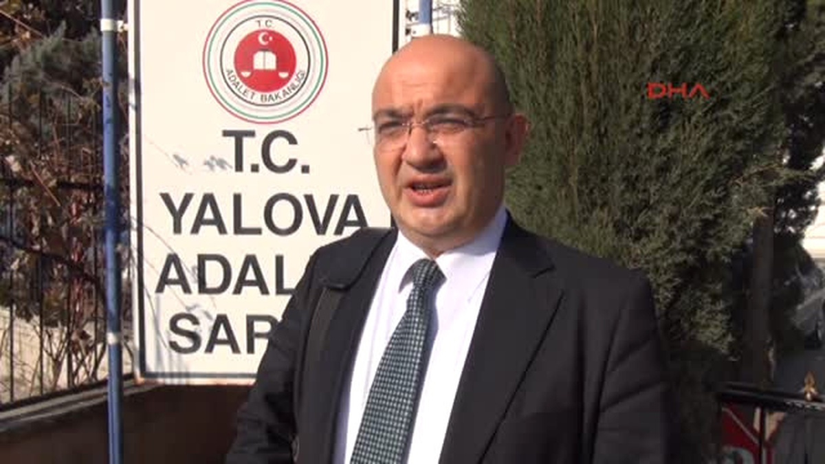 Yalova Cem Yılmaz, Yalova Valisi\'ne Hakaret Davasında Beraat Etti