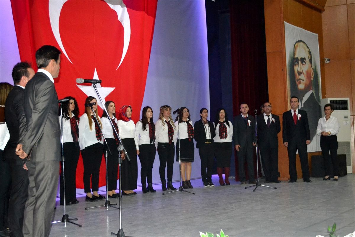 24 Kasım Öğretmenler Günü