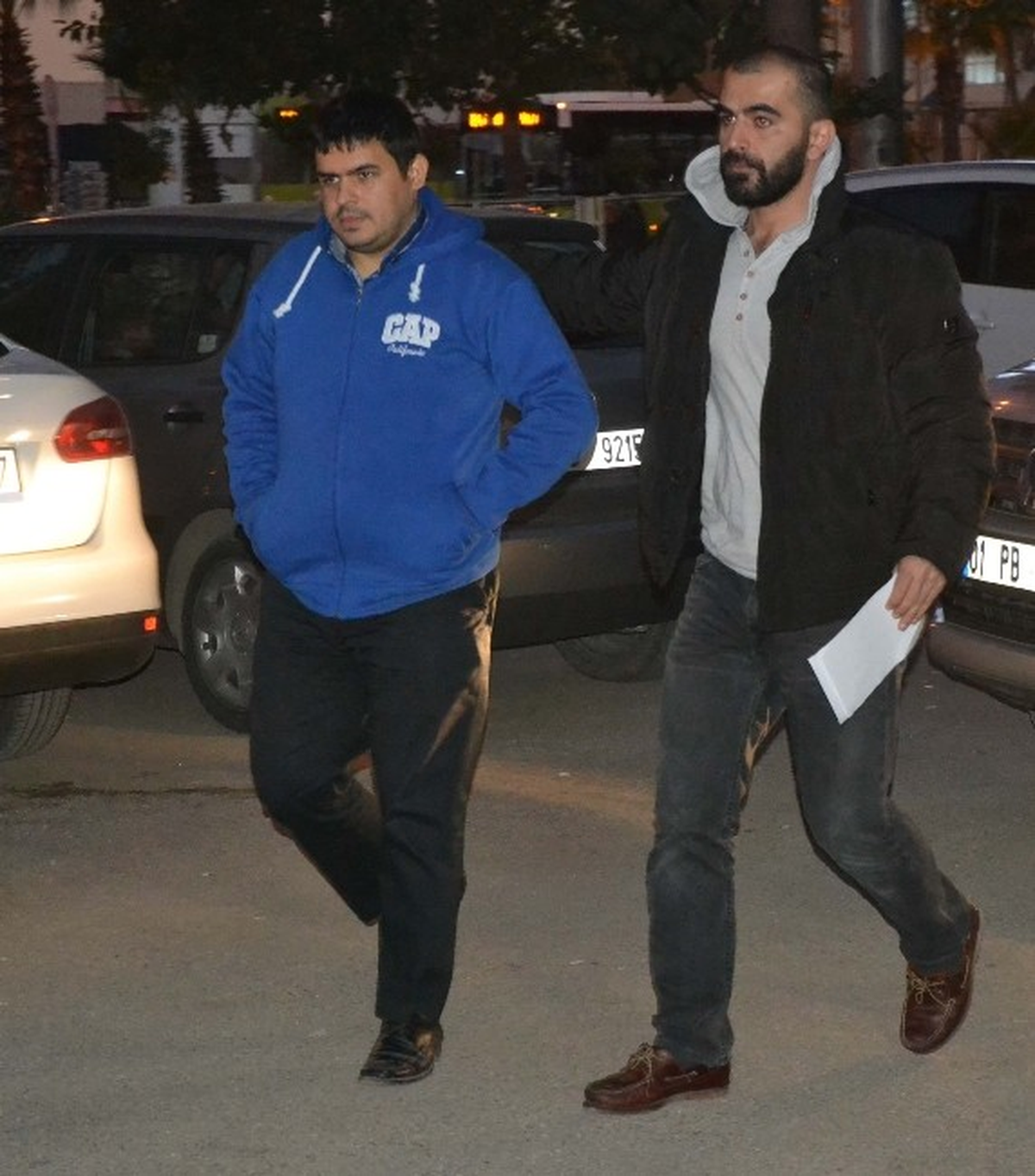 Adana Merkezli 16 İlde Fetö Operasyonu: 21 Gözaltı
