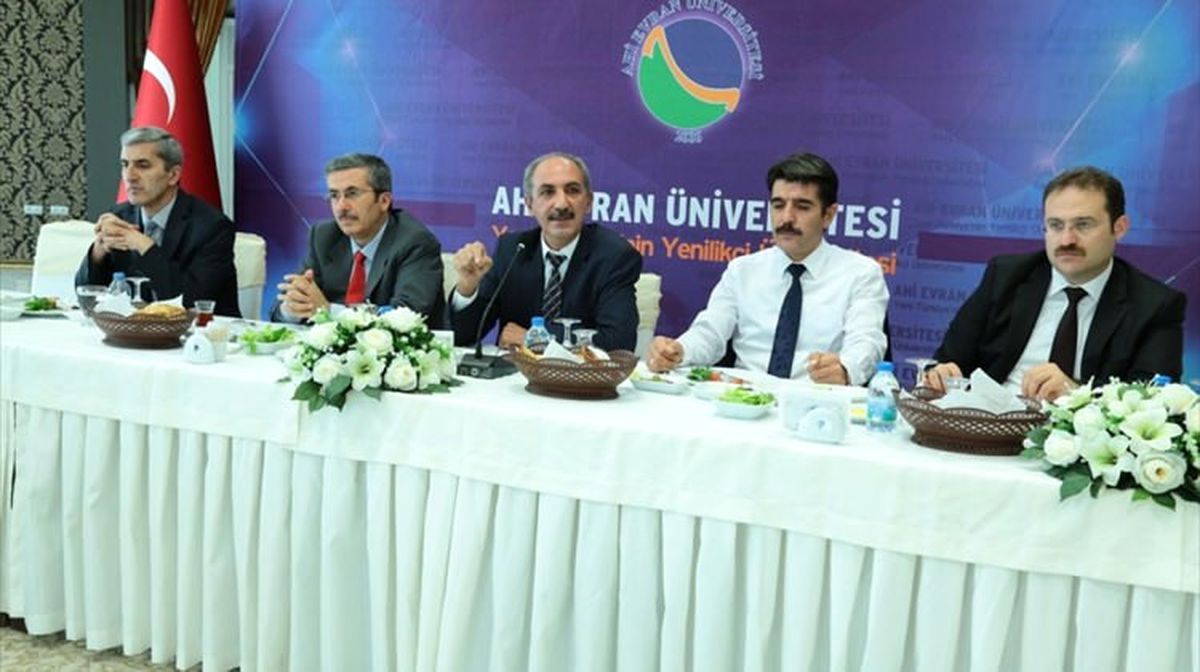 Aeü\'de İstişare Toplantısı