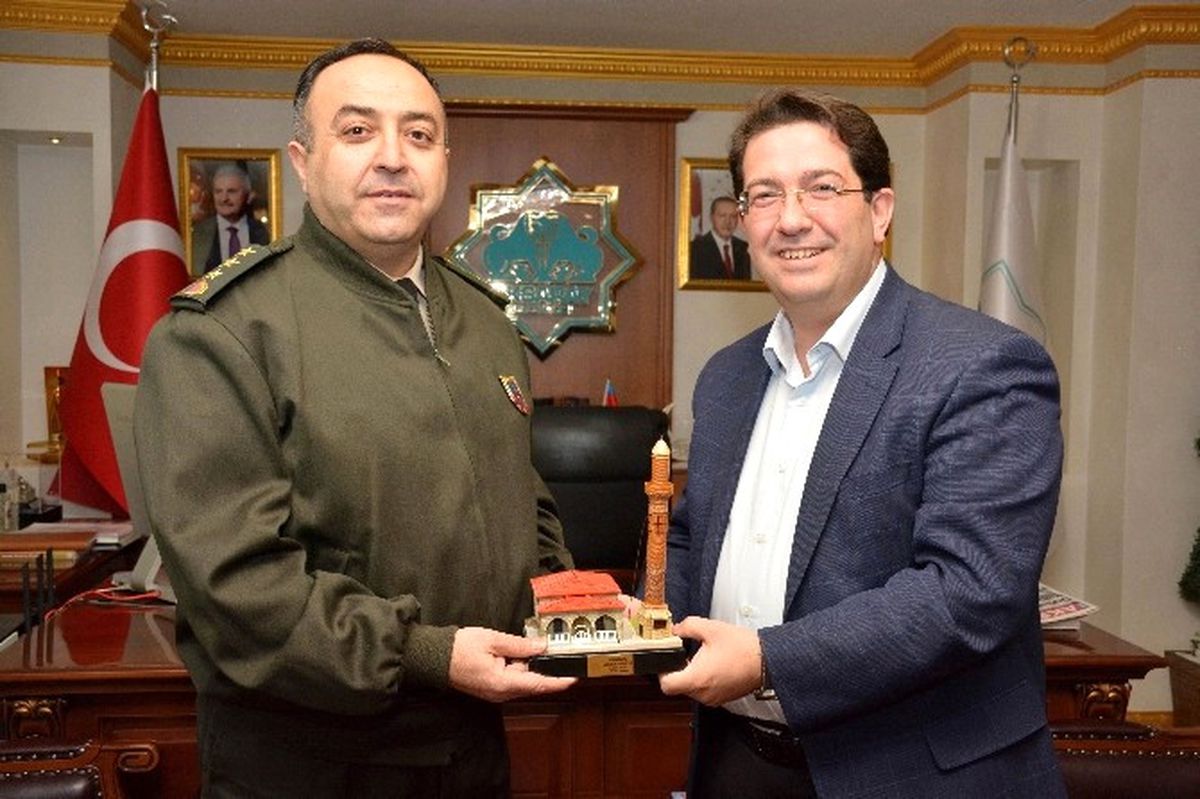 Aksaray Jandarma Komutanı Demir\'den, Başkan Yazgı\'ya Ziyaret