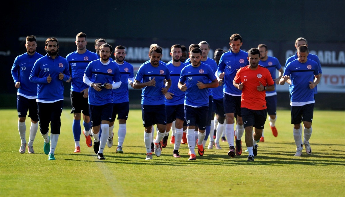 Antalyaspor\'da Adanaspor Maçı Hazırlıkları