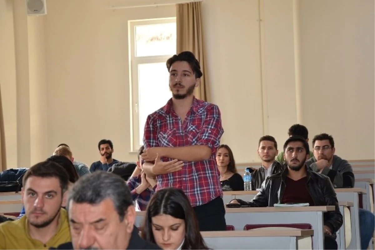 Bandırma\'da "Türkçem Ses Bayrağım" Konferansı