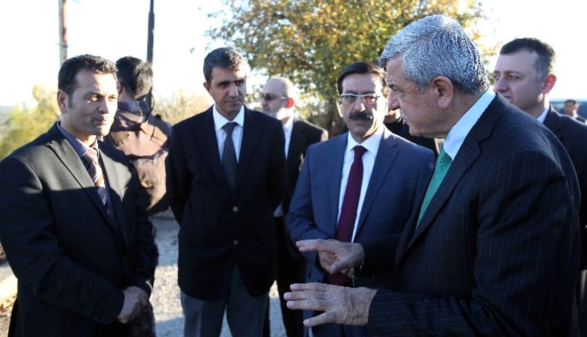 Başkan Karaosmanoğlu, Diyarbakır\'da Resmi Temaslarda Bulundu