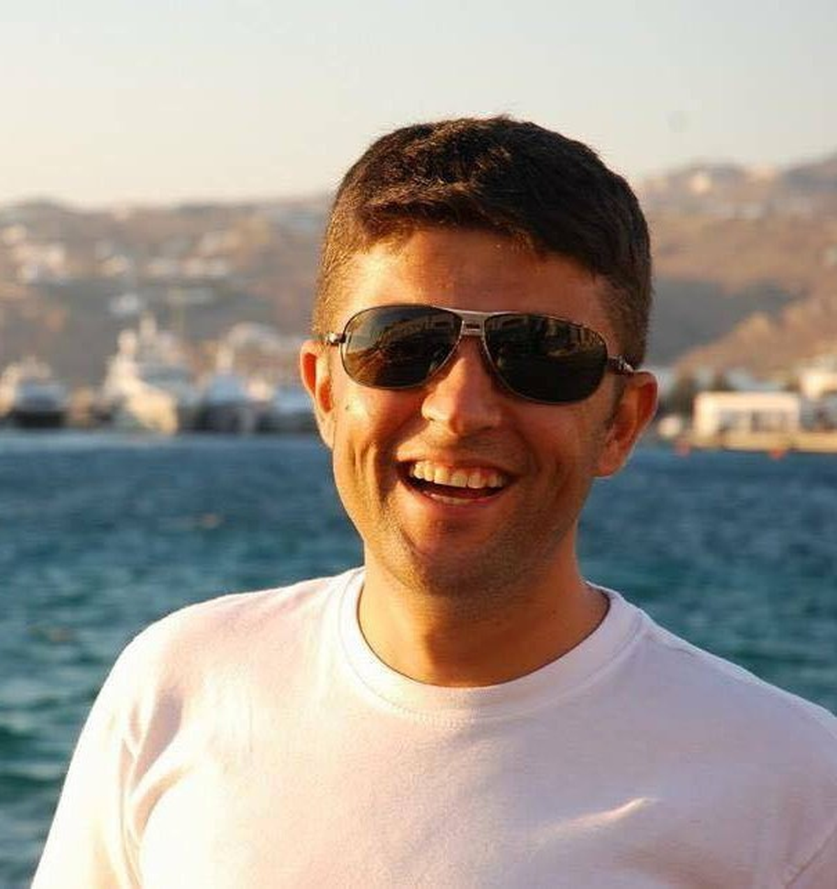 Çalılıkların Arkasında Saklanan Kişiyi Domuz Zannederek Vurdu